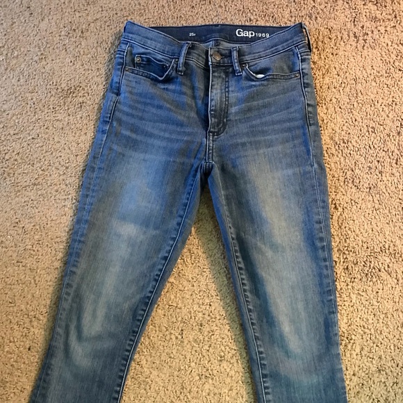 GAP Jeans - Picture 2 of 6